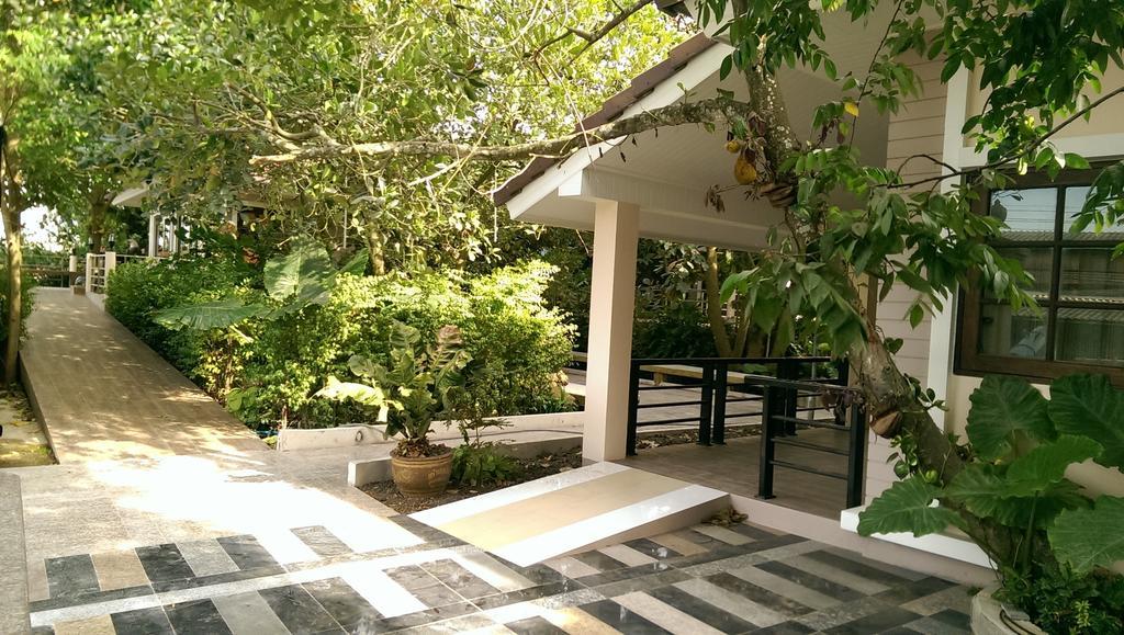 Damnoen Care Resort Damnoen Saduak Extérieur photo